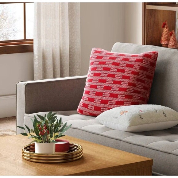 Threshold 24x24 Square Decorative Throw Pillow Ivory/Red Cotton Christmas NEW - Picture 2 of 5